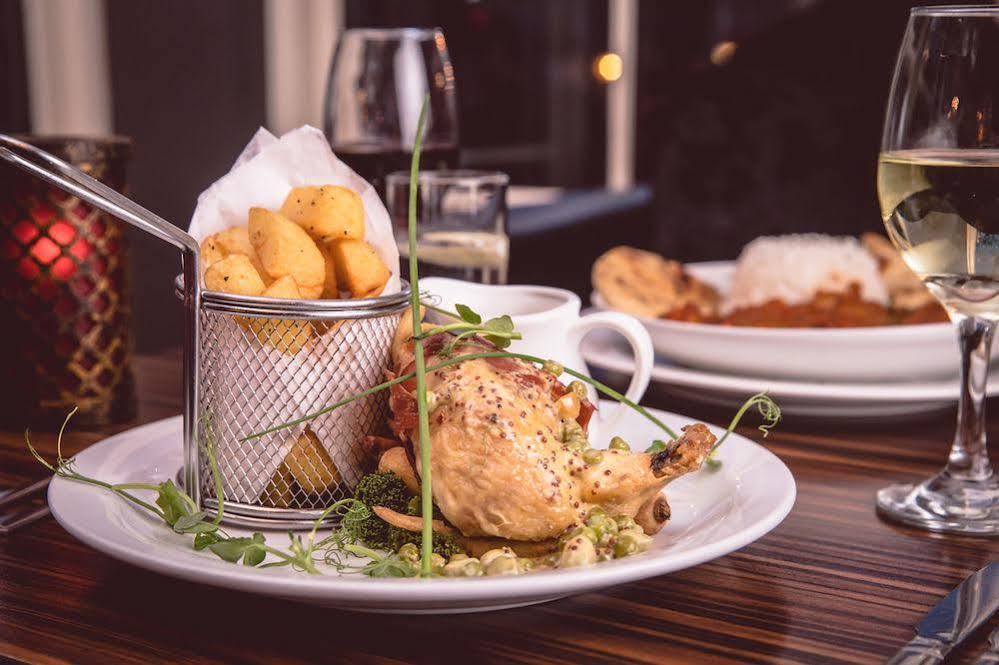 Dukes At Queens 벨파스트 외부 사진